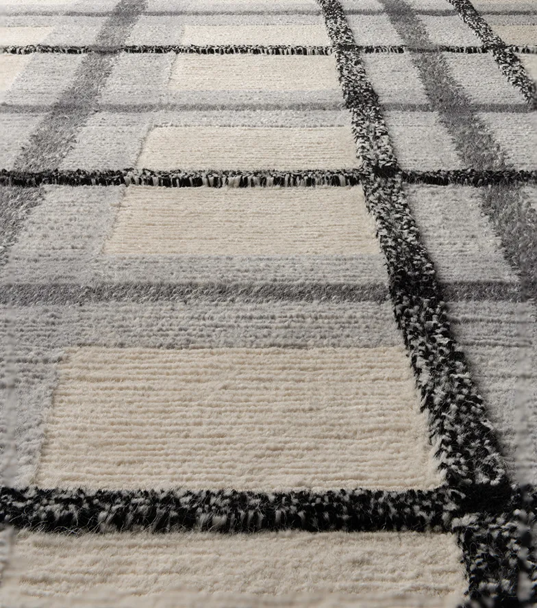 Plaid – Black Natural White